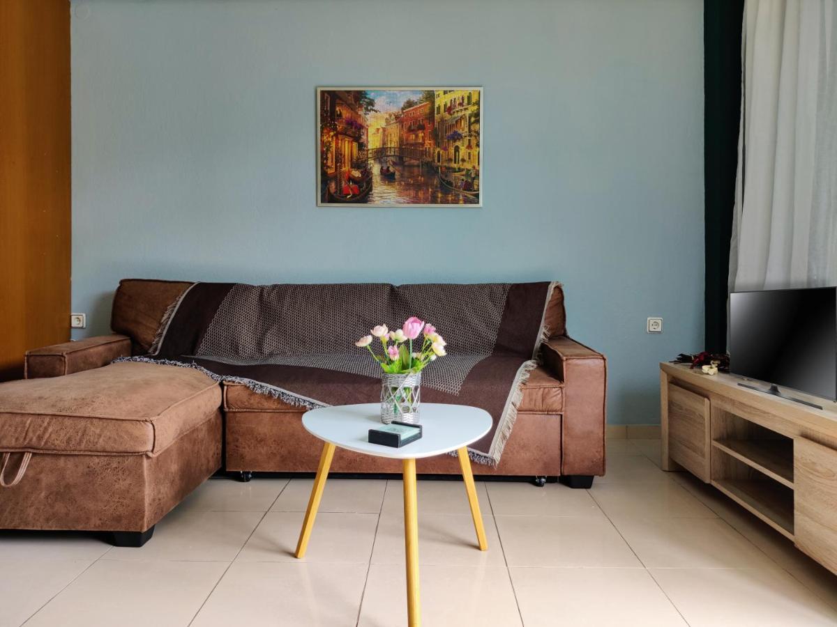 Hospitable Appartment In The Central Park, 克桑西 外观 照片