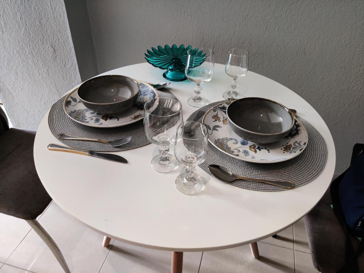 Hospitable Appartment In The Central Park, 克桑西 外观 照片